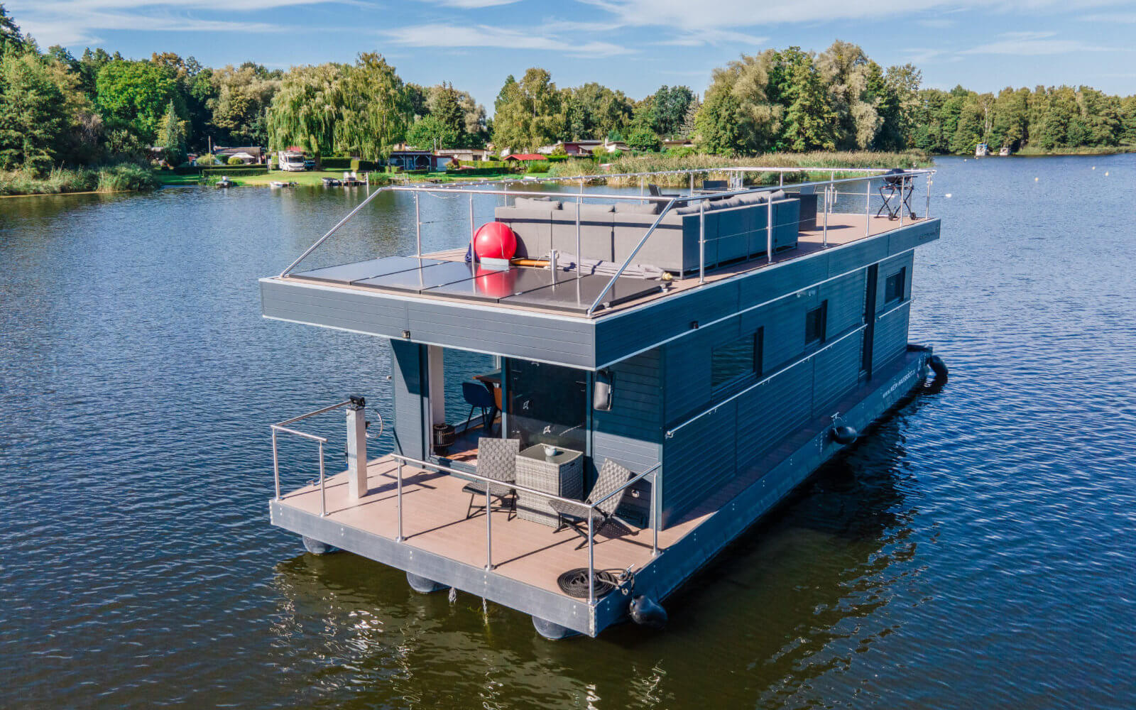 Hausboot mieten oder Chartern Beispiel 01