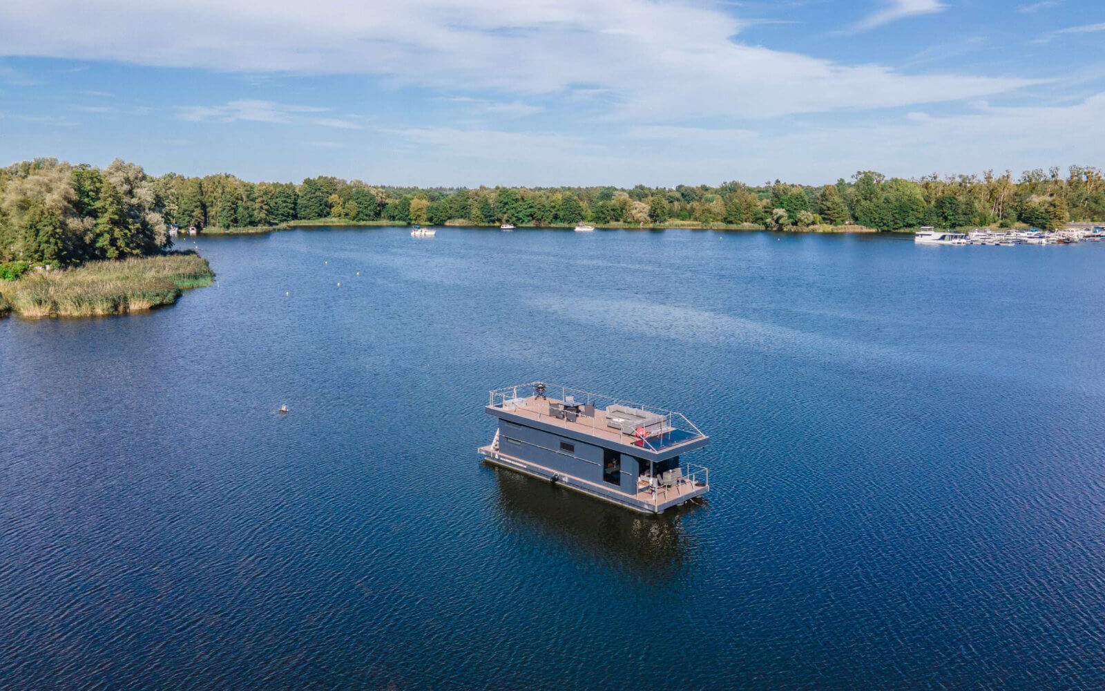 Hausboot mieten oder Chartern Beispiel 03