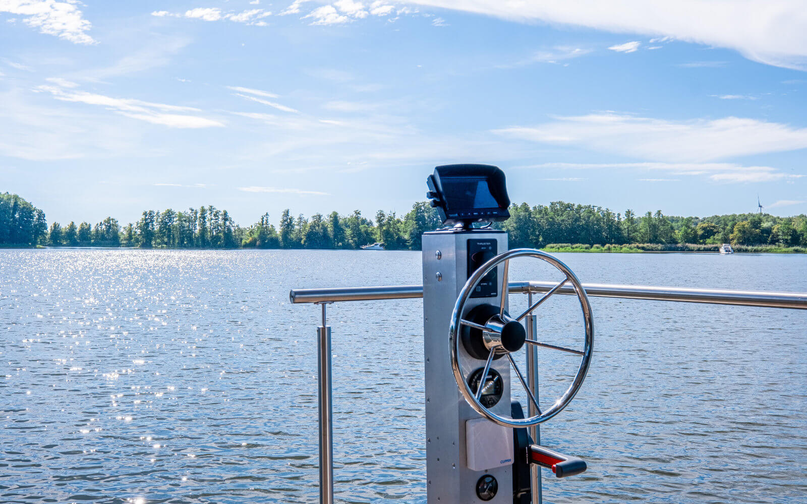 Hausboot mieten oder Chartern Beispiel 01Hausboot mieten oder Chartern Beispiel 02